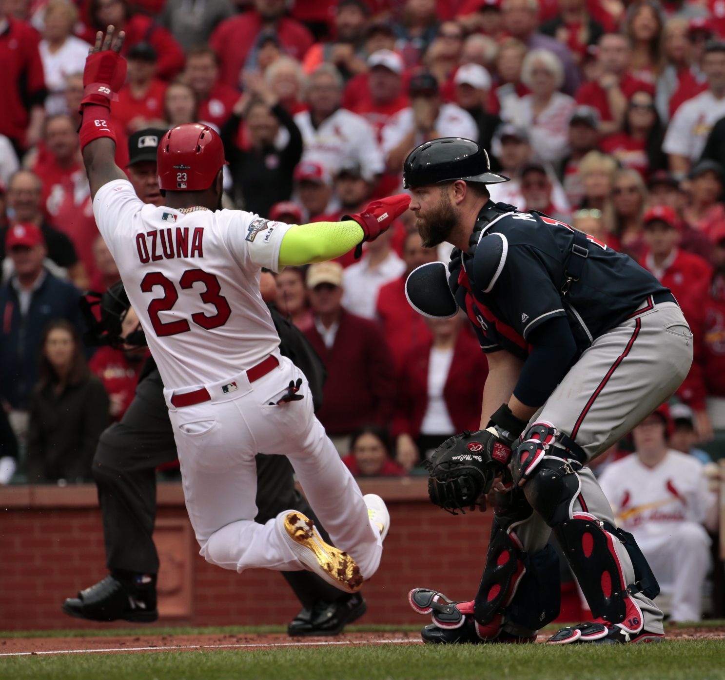 Braves take NLDS lead with 3-1 victory over Cardinals